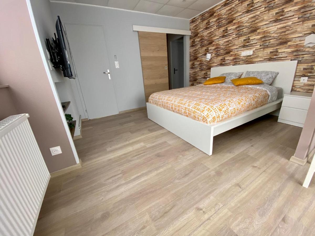 Logements Equipes A Onnaing Avec Espace Balneo En Option Proche Toyota, Autoroute Et Valenciennes エクステリア 写真